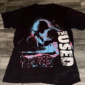 The used concert band shirt small tour